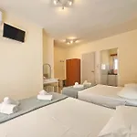 Chariclia Lejlighedshotel Paralía