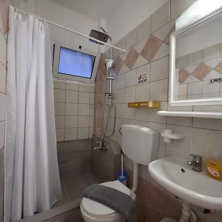 Chariclia Aparthotel