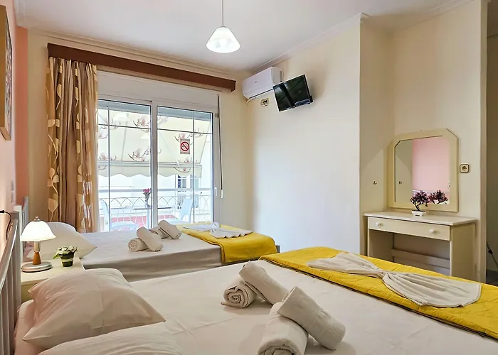 Chariclia شقة فندقية 3*